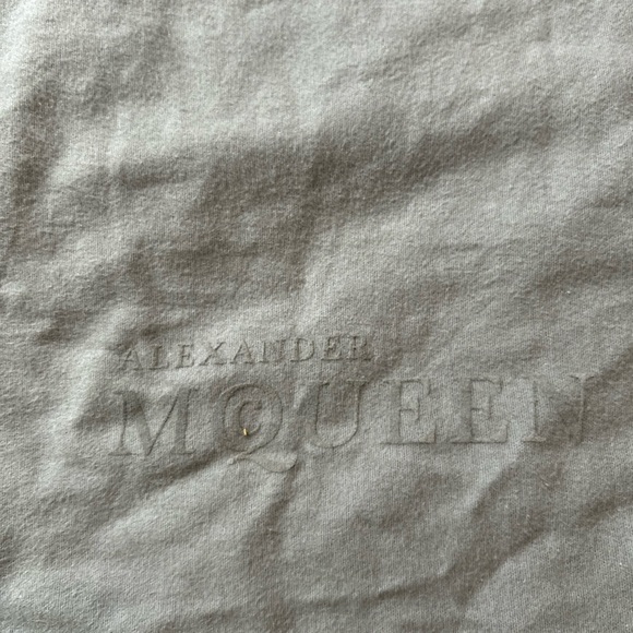 Alexander McQueen Men’s Black Medium Tote Bag - Picture 15 of 16